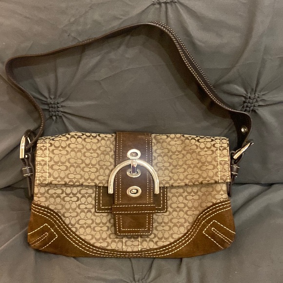Coach Handbags - NWOT - vintage dark brown Coach shoulder bag